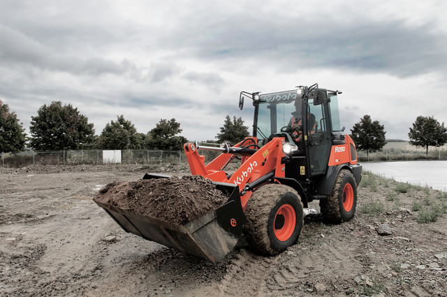 Kubota-Radlader-R090-I-Boehrer-Baumaschinen-Bild-5